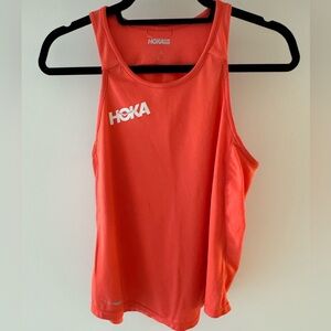 HOKA ONE ONE salmon colored running tank top size small